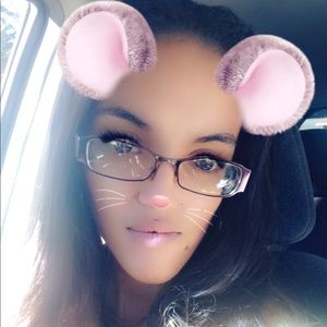 Meet your Posher, Sonia